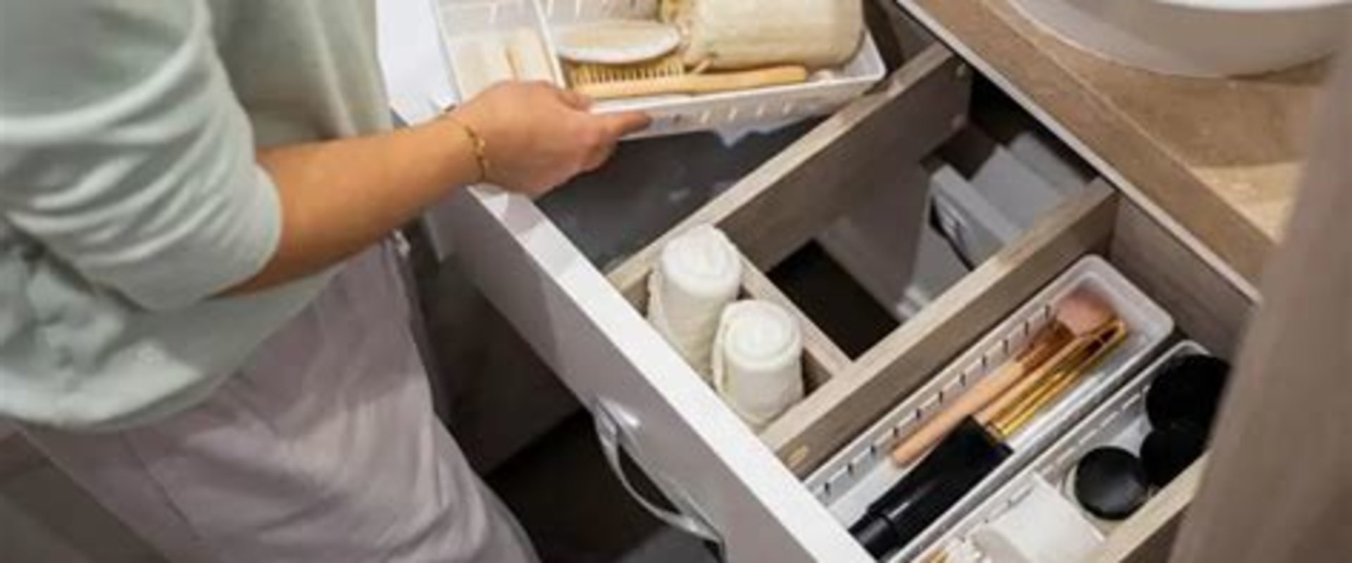 Essential Tips for Keeping Your Home Clean and Organized