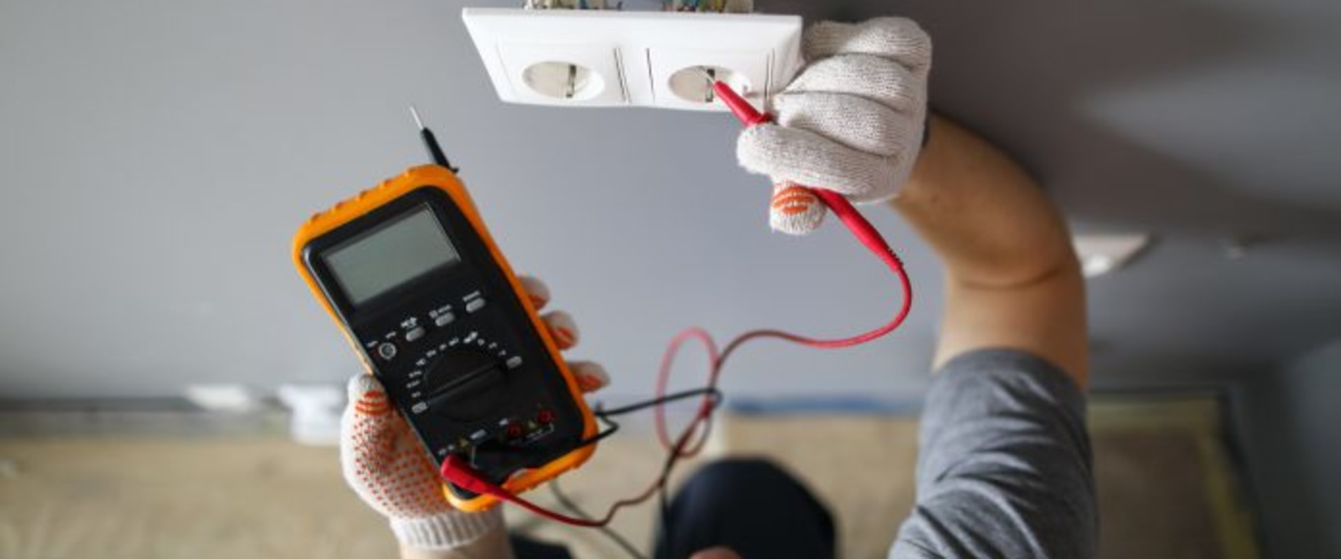 Common Electrical Problems in Homes and How to Fix Them