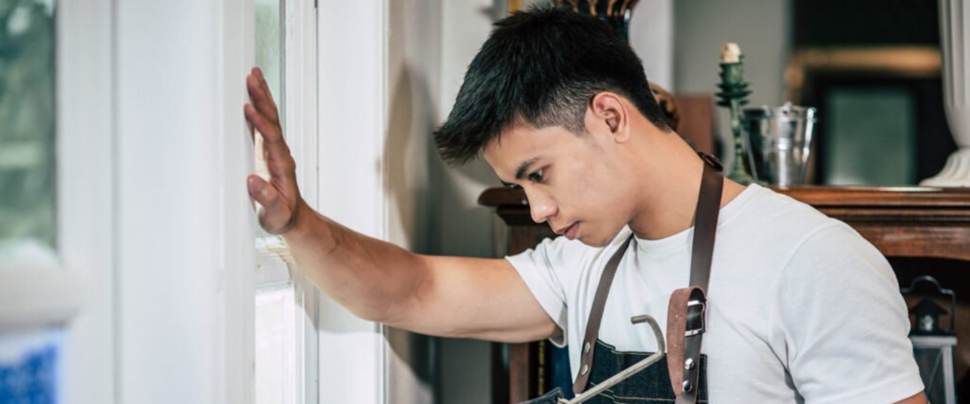 Common Window Problems and Effective Solutions for Home Repair and Maintenance